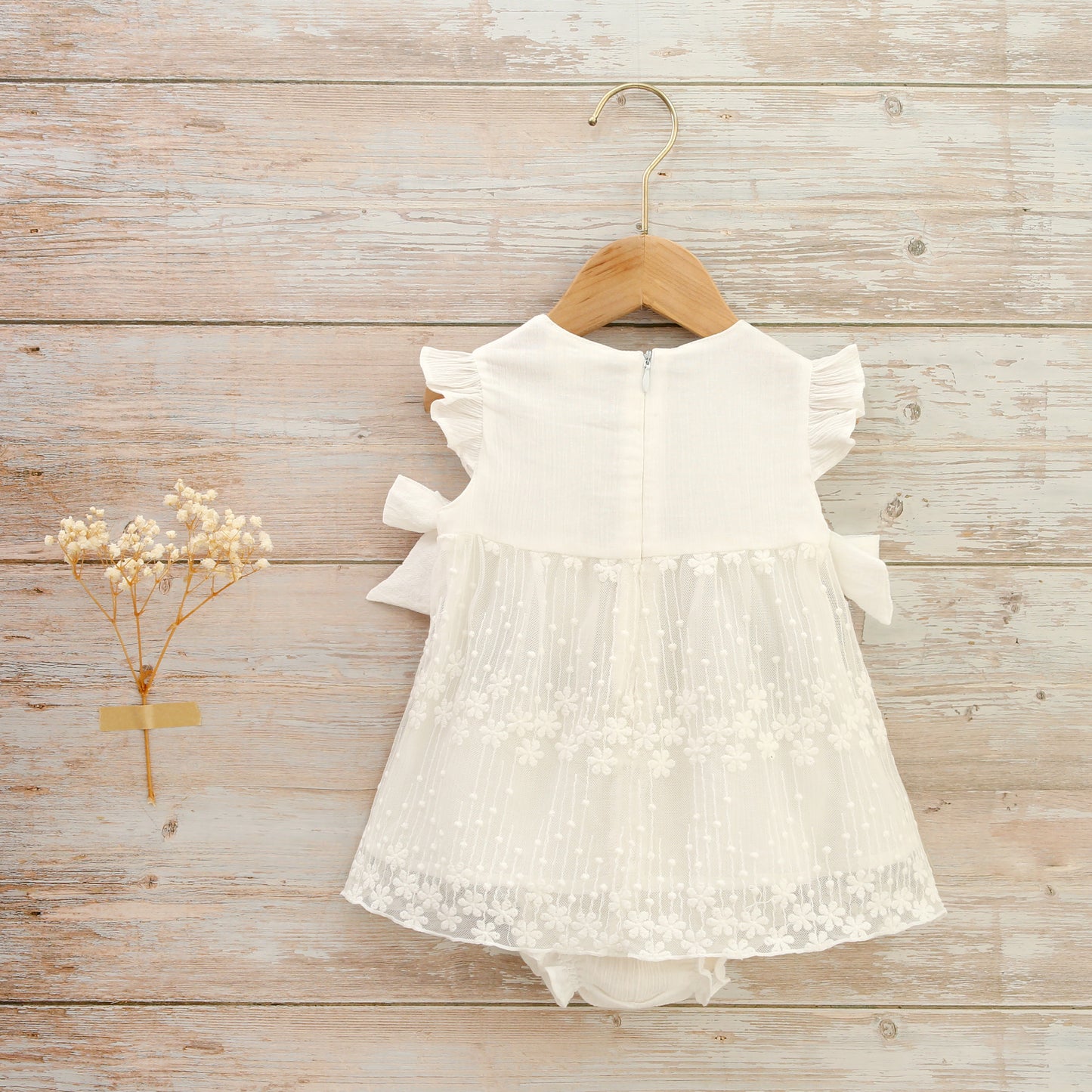 Dadati NC21 Vestido bebe blanco bambuls lolimariscalmoda 39.90