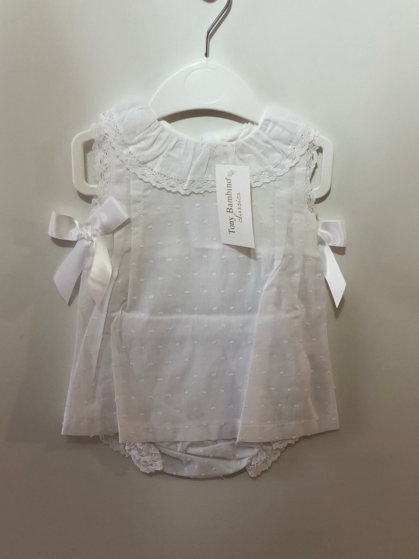 Jesusito con braga Tony Bambino Blanco lolimariscalmoda 12.99